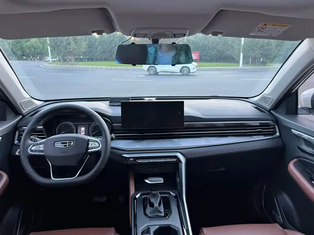 Geely Vision X6 — Фото автомобиля 9