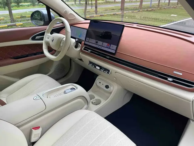 Ora Ora Good Cat 2025 430km Honor Edition — Фото автомобиля 12