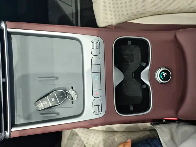 BYD Seal 07 DM-i — Фото автомобиля 13