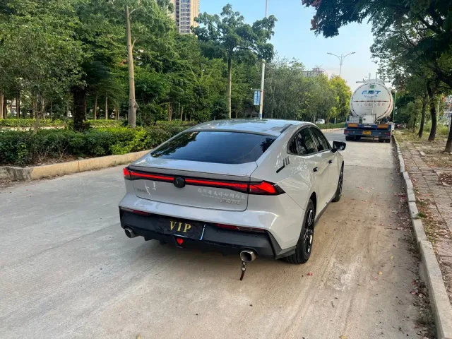 Changan UNI-V — Фото автомобиля 7