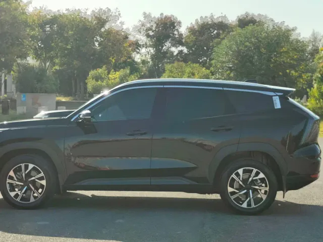 Geely Boyue L — Фото автомобиля 4