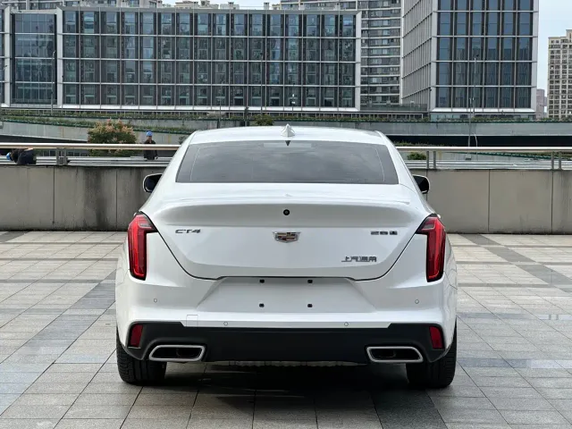 Cadillac CT4 — Фото автомобиля 6