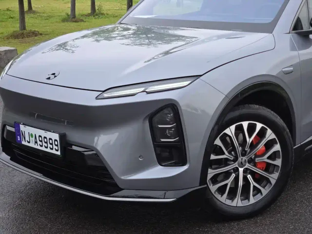 Nio EC6 — Фото автомобиля 3