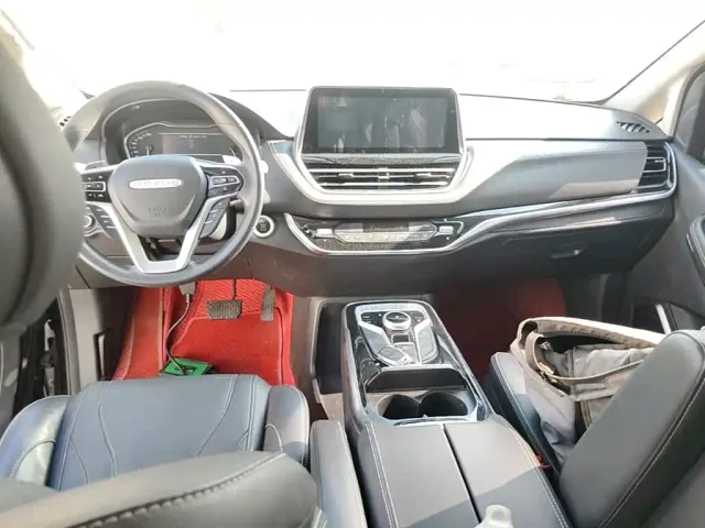 Maxus G20 — Фото автомобиля 9