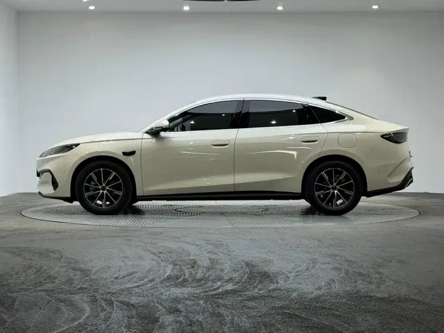 BYD Seal 06 — Фото автомобиля 5