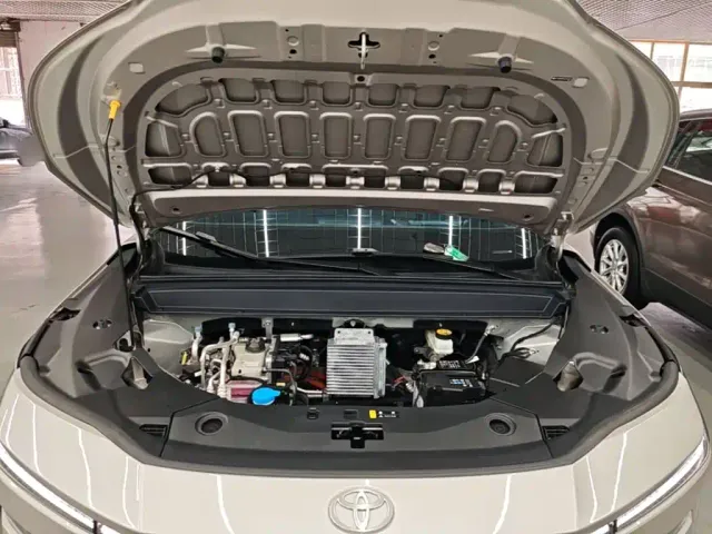 Toyota BoZhi 3X — Фото автомобиля 19