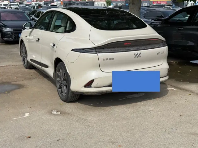 IM Motors IM LS6 2025 Gecko Smart Drive Edition — Фото автомобиля 6