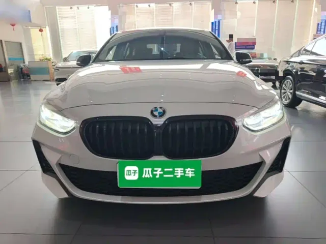 BMW 1 Series — Фото автомобиля 2