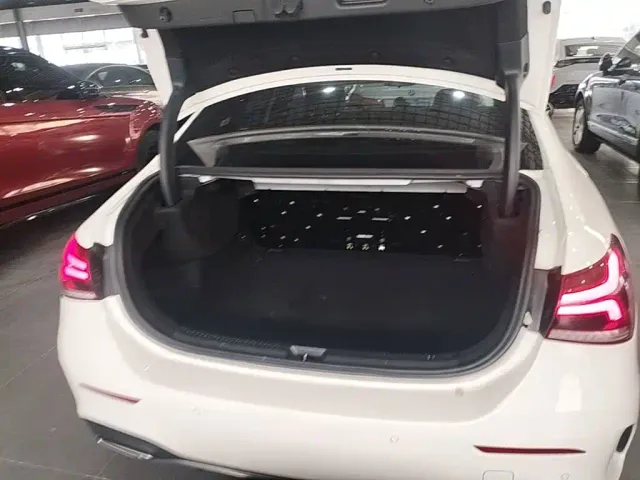 Mercedes-Benz A-Class — Фото автомобиля 18