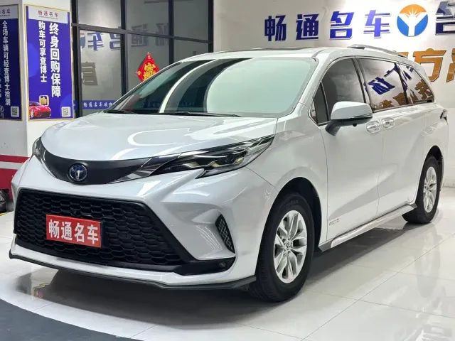 Toyota Granvia — Фото автомобиля 3