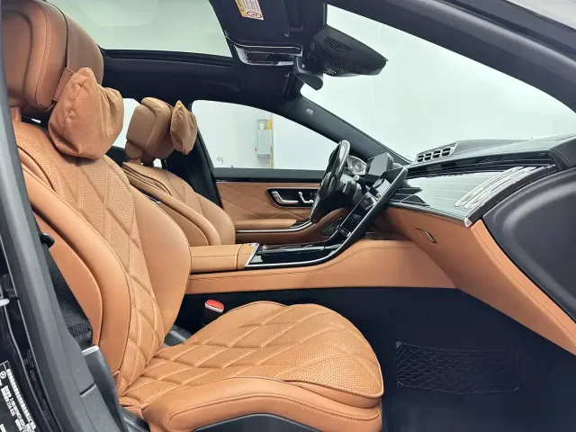 Mercedes-Benz Maybach S-Class — Фото автомобиля 12
