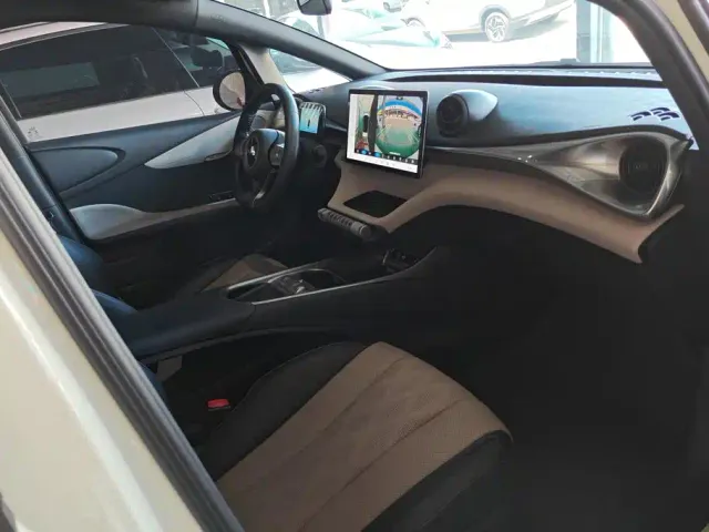 BYD Dolphin — Фото автомобиля 8