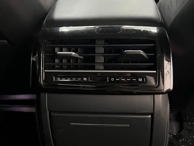 Audi A8 — Фото автомобиля 11