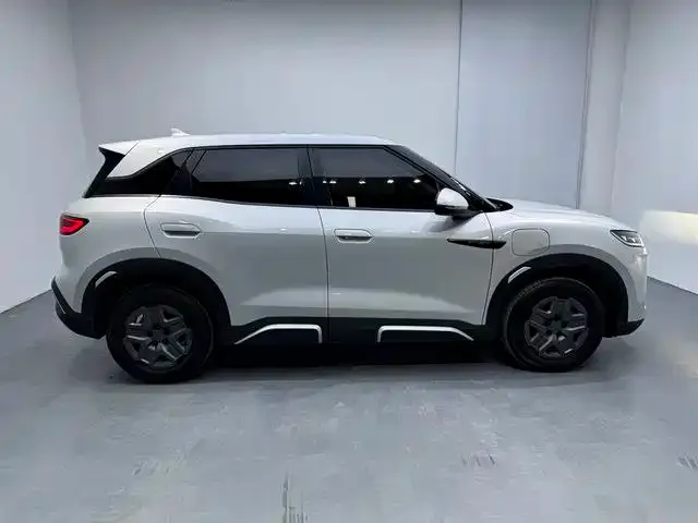BYD Yuan UP — Фото автомобиля 8