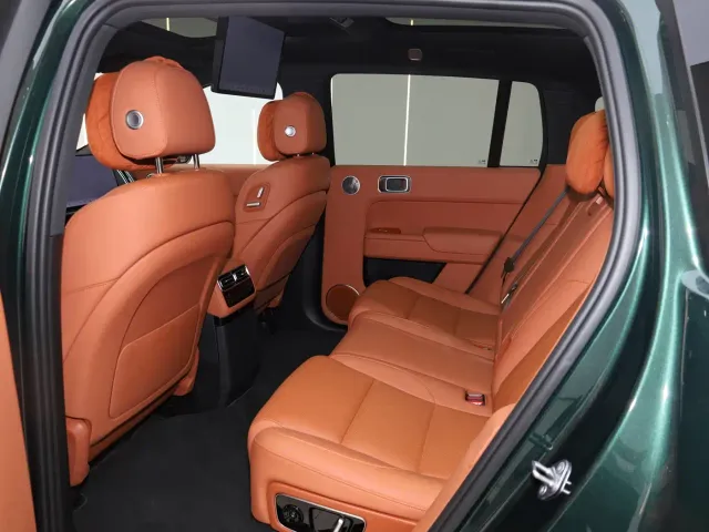Li Auto L7 — Фото автомобиля 30