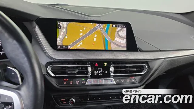 BMW 1 Series F40 — Фото автомобиля 18