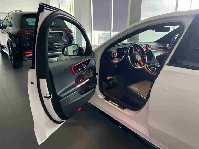 Mercedes-Benz C-Class — Фото автомобиля 7