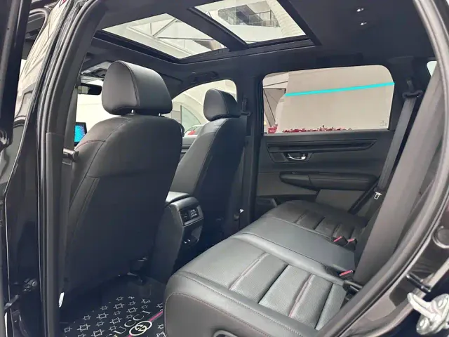 Honda CR-V — Фото автомобиля 8