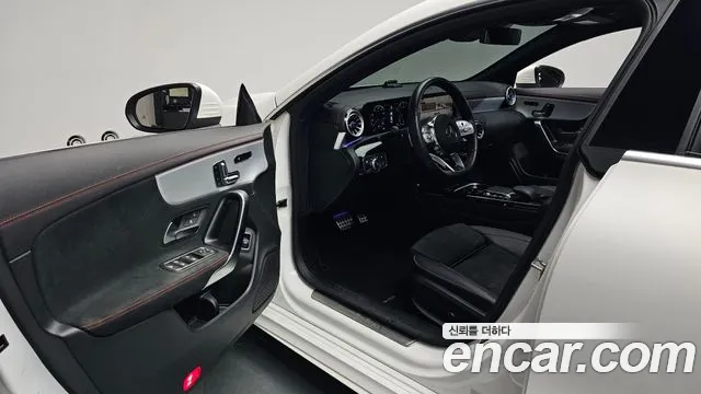 Mercedes-Benz CLA-Class — Фото автомобиля 8