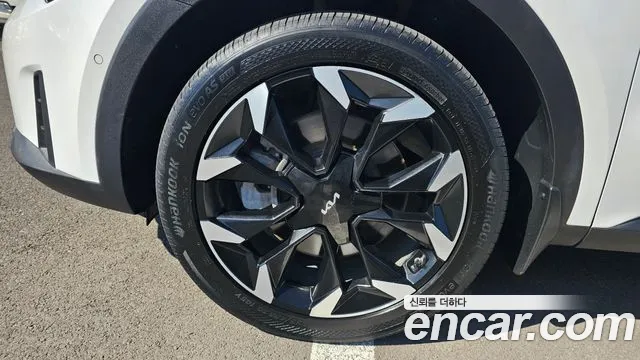 Kia Sorento Бензин 2.5T 2WD — Фото автомобиля 5