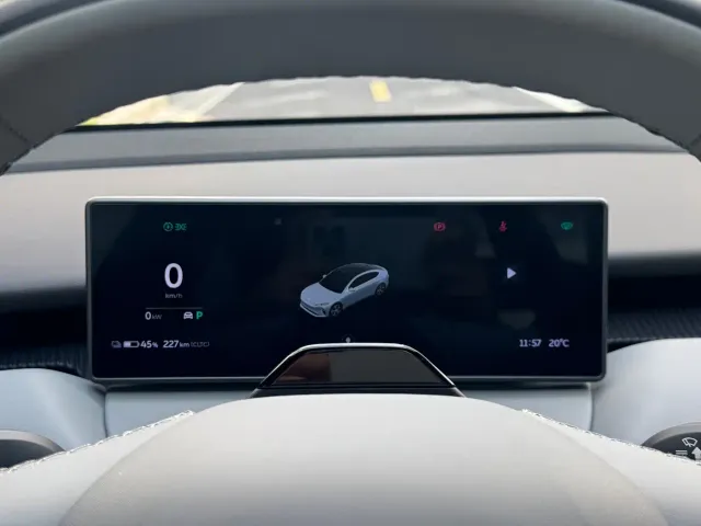 Nio ET5 — Фото автомобиля 10
