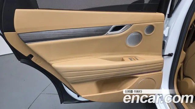 Genesis G80 RG3 — Фото автомобиля 14