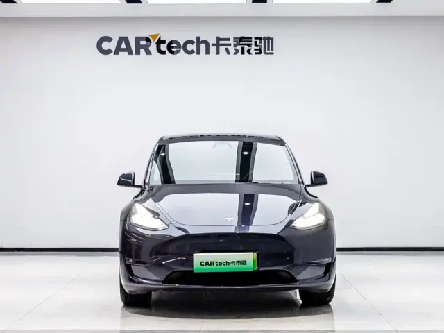 Фотография автомобиля — Tesla Model Y