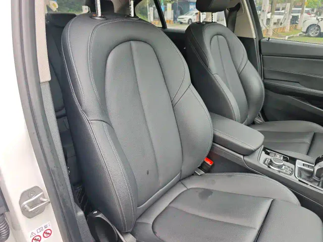 BMW 1 Series — Фото автомобиля 12