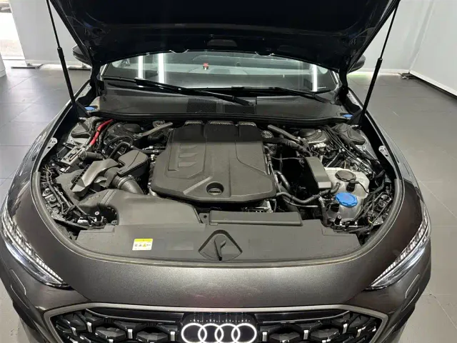 Audi A5L — Фото автомобиля 8