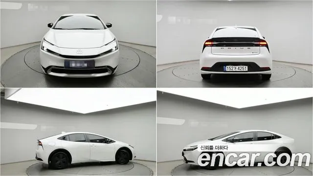 Toyota Prius — Фото автомобиля 10