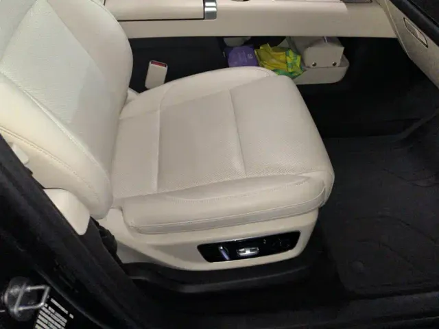 Li Auto L8 — Фото автомобиля 8