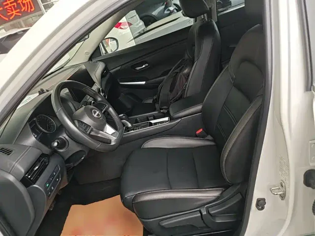 Nissan Sylphy — Фото автомобиля 14