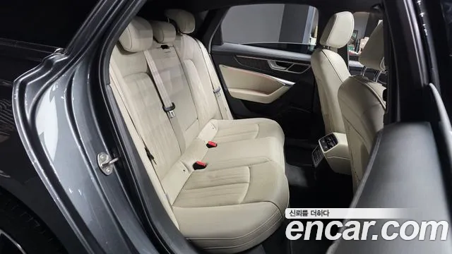 Audi A6 45 TFSI Premium — Фото автомобиля 11