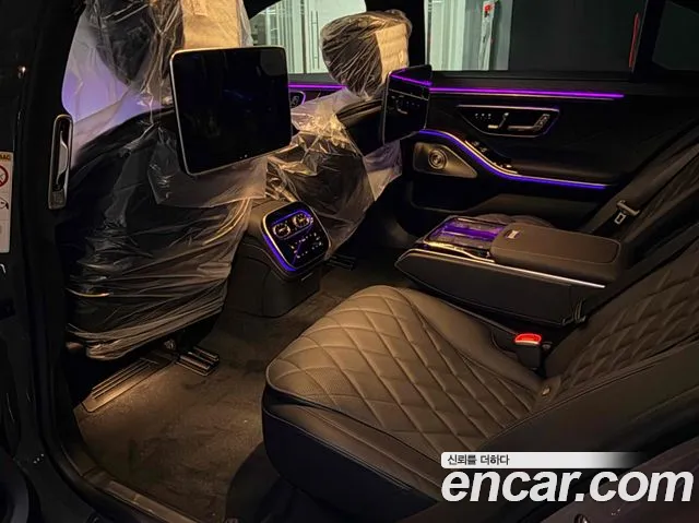 Mercedes-Benz S-Class — Фото автомобиля 9