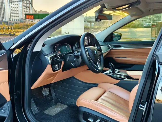 BMW 6 Series Gran Turismo — Фото автомобиля 7