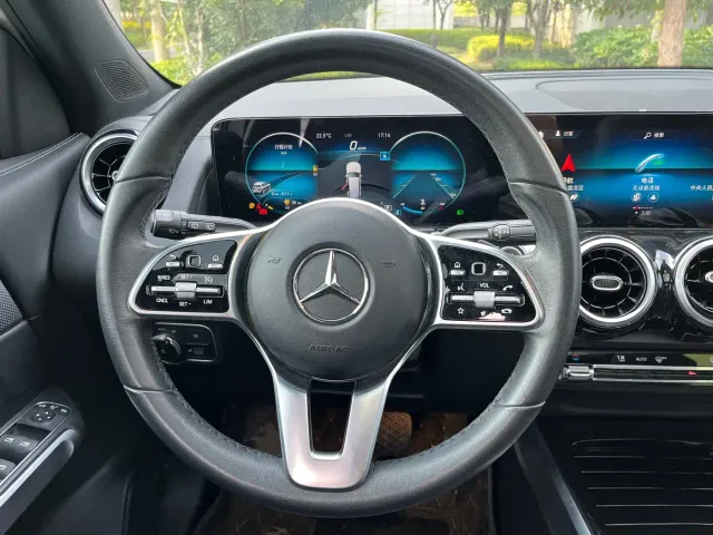 Mercedes-Benz GLB-Class — Фото автомобиля 10