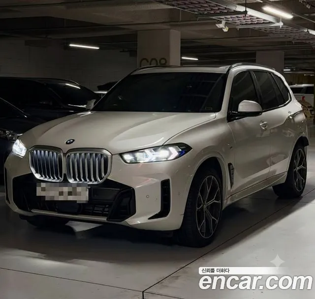 BMW X5 xDrive 40i M Sport — Фото автомобиля 3