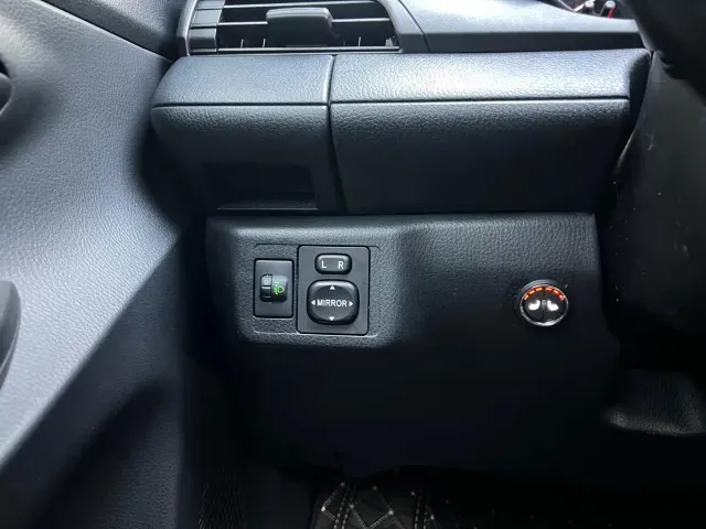 Toyota YARiS L Zhi Xuan — Фото автомобиля 12