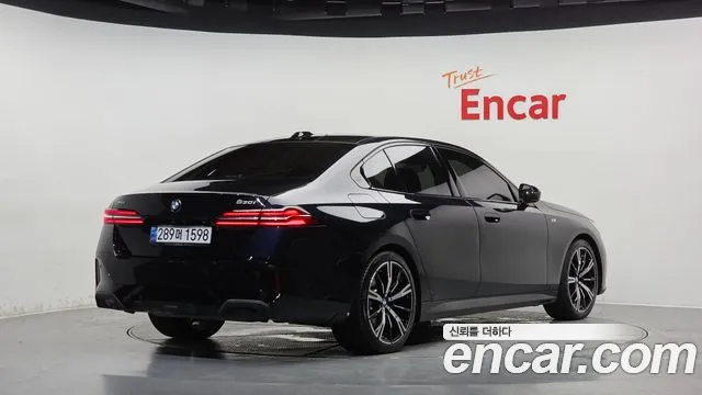BMW 5-Series 5 серия (G60) 530i xDrive M Sport — Фото автомобиля 2