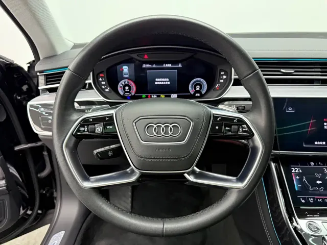 Audi A8 — Фото автомобиля 11