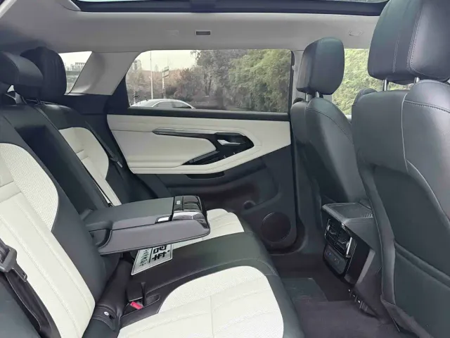 Land Rover Range Rover Evoque — Фото автомобиля 7