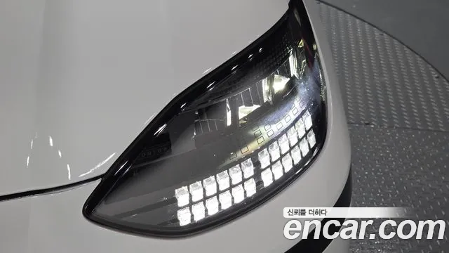 Hyundai Ioniq6 — Фото автомобиля 21