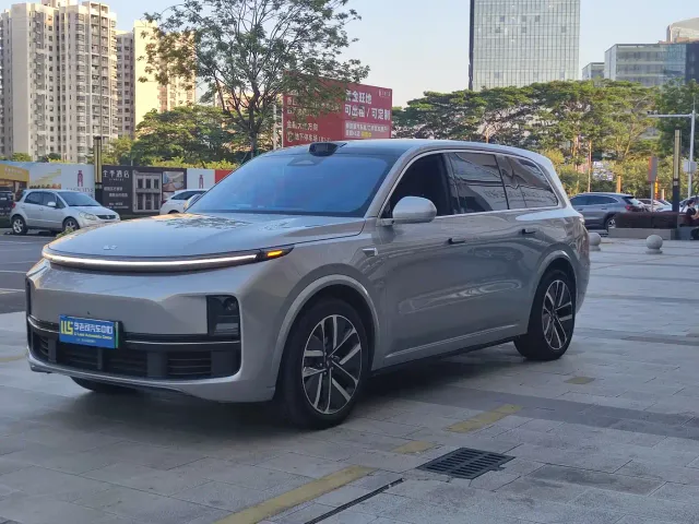 Фотография автомобиля — Li Auto L9