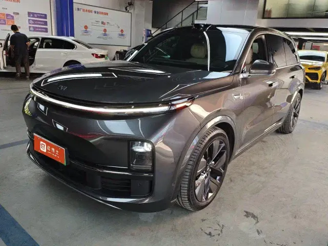 Фотография автомобиля — Li Auto L9