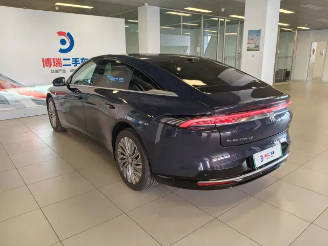 Buick Electra L7 — Фото автомобиля 25