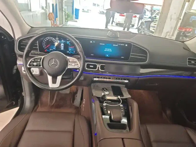 Mercedes-Benz GLE-Class — Фото автомобиля 9