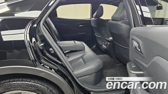 Toyota Crown — Фото автомобиля 12