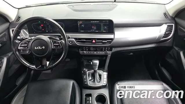Kia Seltos — Фото автомобиля 7