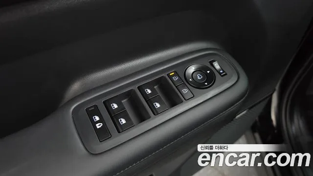 Hyundai Santafe Santa Fe (MX5) Бензин 2.5T 2WD — Фото автомобиля 29