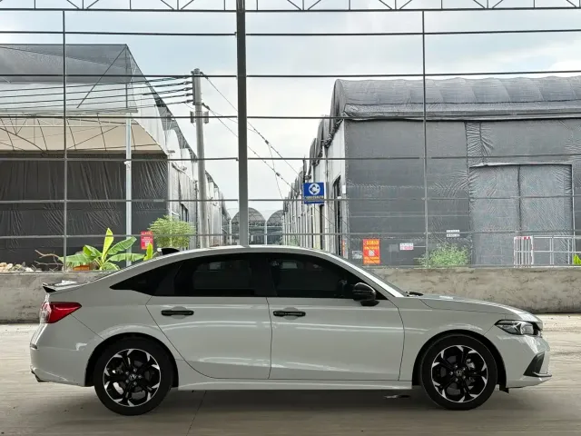Honda Civic — Фото автомобиля 8